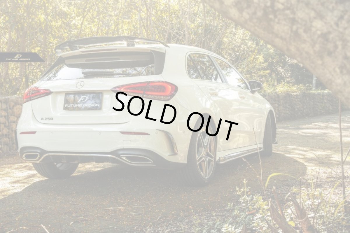 画像9: BENZ メルセデス・ベンツ W177 Aクラス AMGリアバンパー用カーボン カナード スプリッター 本物Drycabon ドライカーボン AMG (9)