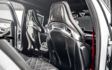 画像1: BENZ ベンツ Cクラス W205 C63 フロントシート用カーボンカバー 本物DryCarbon ドライカーボン AMG FD バックトリムカバー (1)