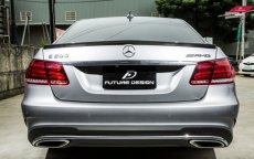 画像1: BENZ メルセデスベンツ Eクラス W212 LCI 後期車 トランク用リアスポイラー 本物DryCarbon ドライカーボン (1)