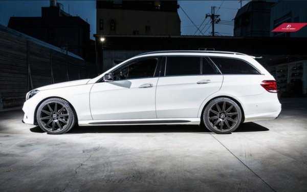 BENZ メルセデスベンツ Eクラス W212 S212 後期 AMGバンパー用サイド