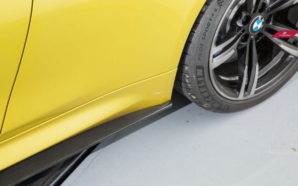 BMW 4シリーズ F32 F33 F36 F82 F83 Mスポーツ M4サイドステップ用