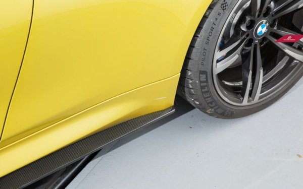 BMW 4シリーズ F32 F33 F36 F82 F83 Mスポーツ M4サイドステップ用