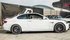 画像4: BMW 3シリーズ E90 M3専用 サイドスカート 本物Drycarbon ドライカーボン (4)