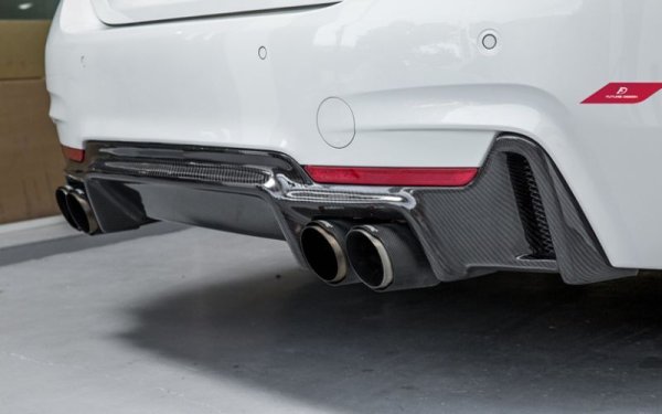 BMW 4シリーズ F32 F33 F36 Mスポーツ リアバンパー用カーボン