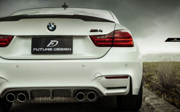 BMW 3シリーズ F80 M3 セダン リアバンパー用 ディフューザー 本物