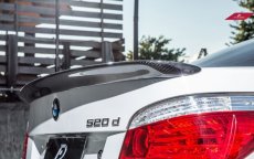 画像4: BMW 5シリーズ E60 セダン用 トランク リアスポイラー 本物Carbon カーボン (4)