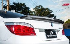 画像1: BMW 5シリーズ E60 セダン用 トランク リアスポイラー 本物Carbon カーボン (1)