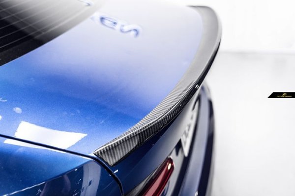 BMW 3シリーズ G20 トランク用リアスポイラー 本物DryCarbon ドライ