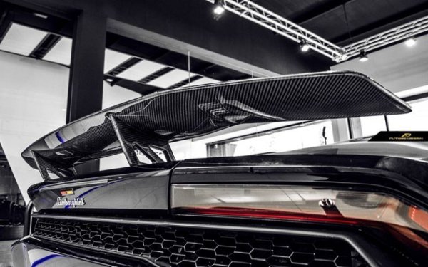Lamborghini ランボルギーニ Huracan ウラカン LP610-4 リアウィング