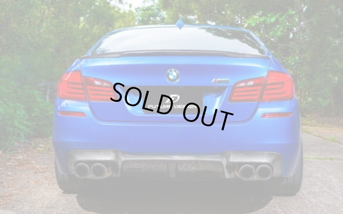 画像5: BMW 5シリーズ F10 セダン F11ツーリング Mスポーツ M5 リアバンパー用ディフューザー 本物ドライカーボン DryCarbon (5)