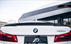 画像6: BMW 5シリーズ G30 セダン トランク用リアスポイラー 本物Drycarbon ドライカーボン (6)