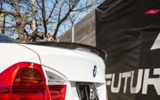 画像1: BMW 3シリーズ E90 セダン トランク用リアスポイラー 本物DryCarbon ドライカーボン (1)