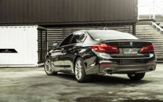 画像2: BMW 5シリーズ G30 セダン G31 ツーリング Mスポーツ用 マフラーカッター 520 530 540 (2)