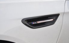 画像1: BMW 5シリーズ F10 セダン F11ツーリング 改造 M5 LOOK サイド フェンダー　サイドマーカーランプ (1)