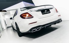 画像4: BENZ ベンツ Eクラス W213 トランク用リア スポイラー 本物DryCarbon ドライカーボン (4)