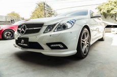 画像3: BENZ メルセデス・ベンツ E-Class C207 クーペ 前期車 フロント用 スターグリル 艶ありブラック・メッキ (3)