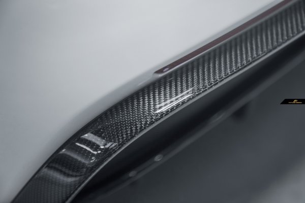 Ferrari フェラーリ 488 リアバンパー ディフューザー スポイラー 本物