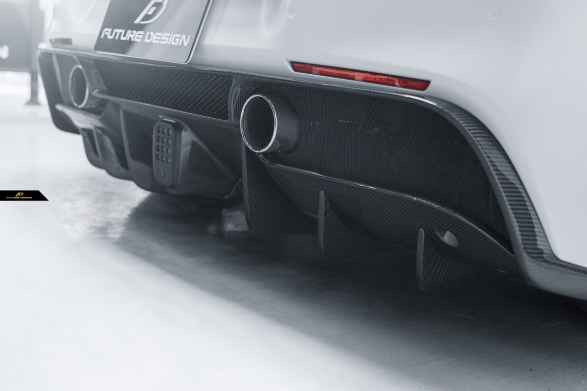 画像11: Ferrari フェラーリ 488 リアバンパー ディフューザー スポイラー 本物DryCarbon ドライカーボン ン カスタム (11)