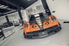 画像3: PAGANI HUAYTA パガーニ ウアイラ フルエアロ 本物Drycarbon ドライカーボン リップスポイラー ディフューザー カナード (3)