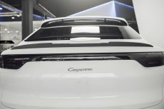 画像5:  PORSCHE ポルシェ Cayenne カイエン Coupe クーペ 9Y0 リアスポイラー 本物DryCarbon ドライカーボン (5)