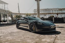 画像9: Porsche ポルシェ Taycan タイカン サイドスカート 本物Drycarbon ドライカーボン (9)