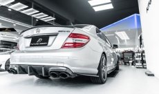 画像3: BENZ メルセデス・ベンツ C-Class 前期 W204 AMGバンパー用ディフューザー 本物Drycabon ドライカーボン (3)