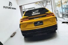 画像6: Lamborghini URUS ウルス トランク用 リアスポイラー V2 本物DryCarbon ドライカーボン (6)