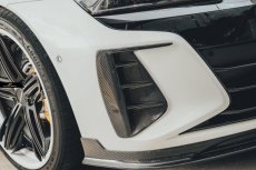 画像1: AUDI RS E-tron GT フロント エアベントカバー ガーニッシュ 本物DryCarbon ドライカーボン (1)