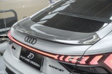 画像5: AUDI RS E-tron GT  トランク リアスポイラー 本物DryCarbon ドライカーボン 入り替え (5)