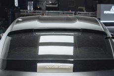 画像2: Porsche ポルシェ Taycan タイカン リア ルーフスポイラー 本物Drycarbon ドライカーボン (2)