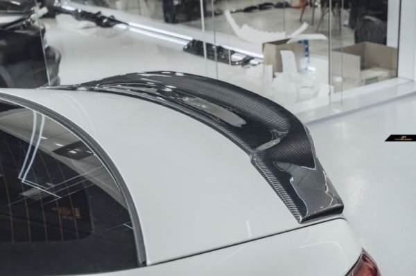 BENZ メルセデス・ベンツ CLS W218 トランク用 カーボン リア