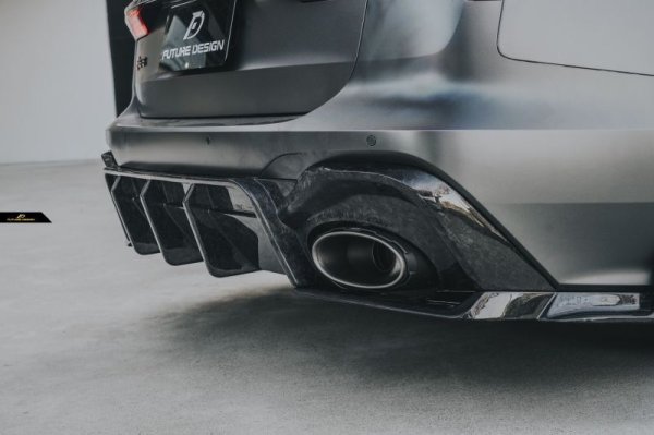 AUDI RS6 AVANT C8 アバント リアディフューザー スプリッター 本物