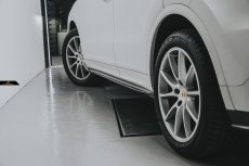 画像19:  PORSCHE ポルシェ Cayenne カイエン Coupe クーペ E3 9Y0 サイドスカート 本物DryCarbon ドライカーボン (19)
