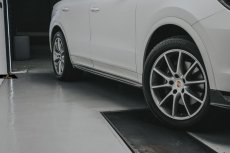 画像15:  PORSCHE ポルシェ Cayenne カイエン Coupe クーペ E3 9Y0 サイドスカート 本物DryCarbon ドライカーボン (15)