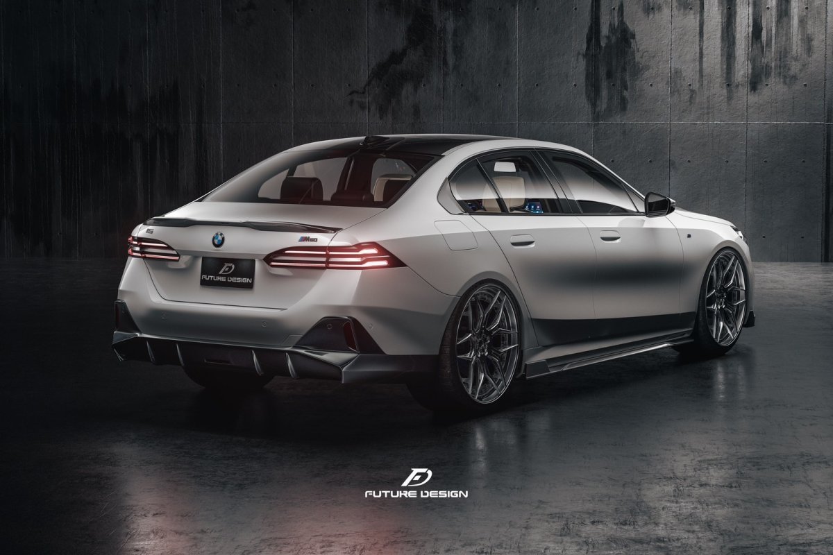 画像5: 【送料無料】BMW 5シリーズ i5 G60 サイドスカート 本物DryCarbon ドライカーボン (5)