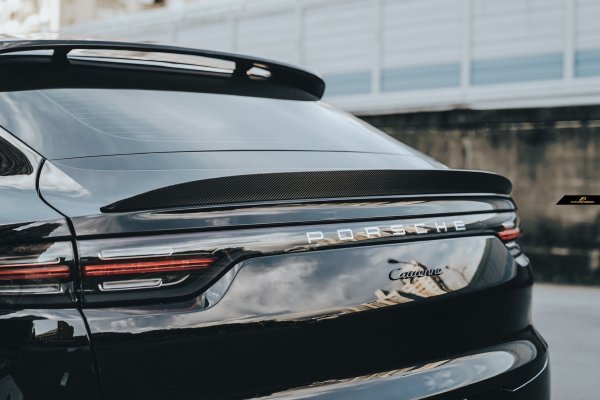 PORSCHE ポルシェ Cayenne カイエン Coupe クーペ E3 9Y0 GT リア