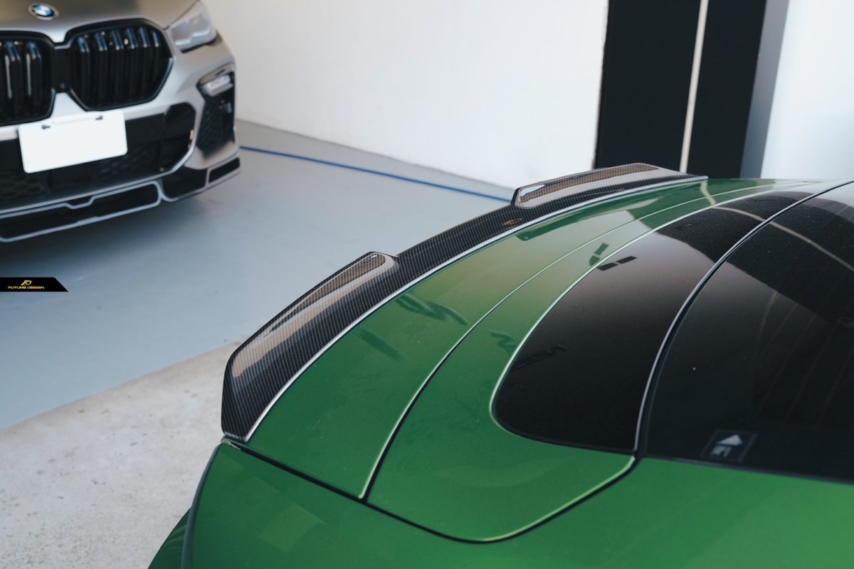 画像26: Porsche ポルシェ Taycan タイカン リア スポイラー 本物Drycarbon ドライカーボン (26)