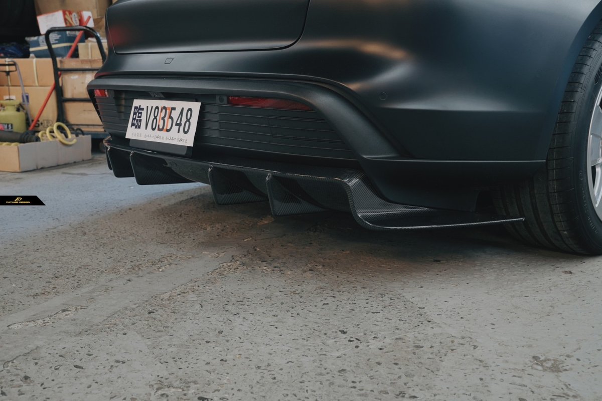 画像15: Porsche ポルシェ Taycan タイカン リア ディフューザー 本物Drycarbon ドライカーボン (15)