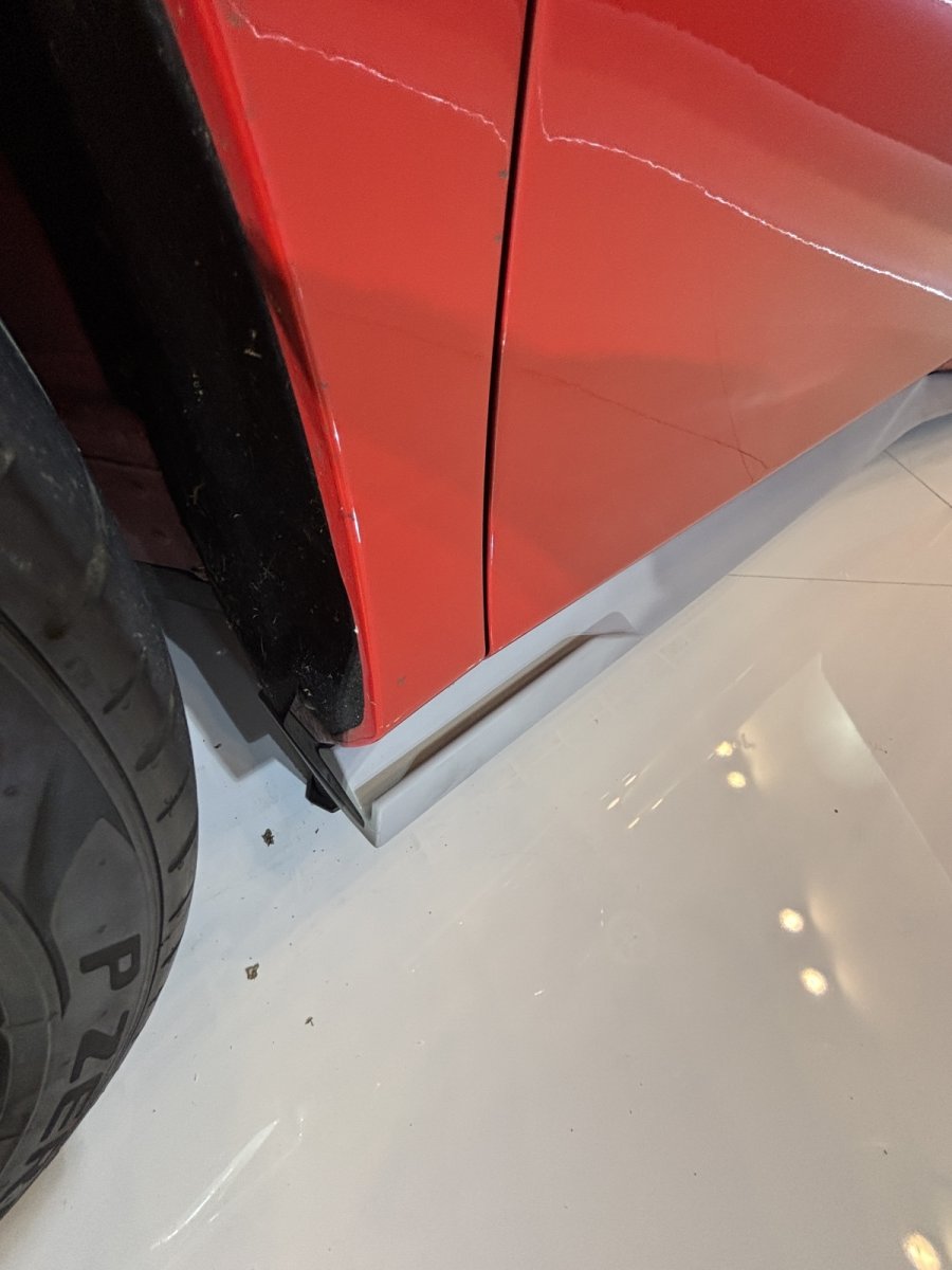 画像6: Ferrari フェラーリ F8 サイドスカート 本物DryCarbon ドライカーボン カスタム  (6)