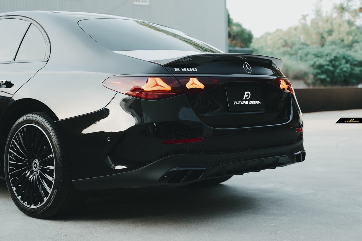 画像8: BENZ メルセデス・ベンツ E-Class W214 セダン トランク用 リアスポイラー 本物DryCarbon ドライカーボン (8)