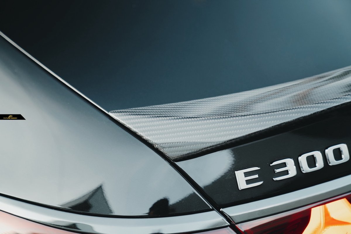 画像11: BENZ メルセデス・ベンツ E-Class W214 セダン トランク用 リアスポイラー 本物DryCarbon ドライカーボン (11)