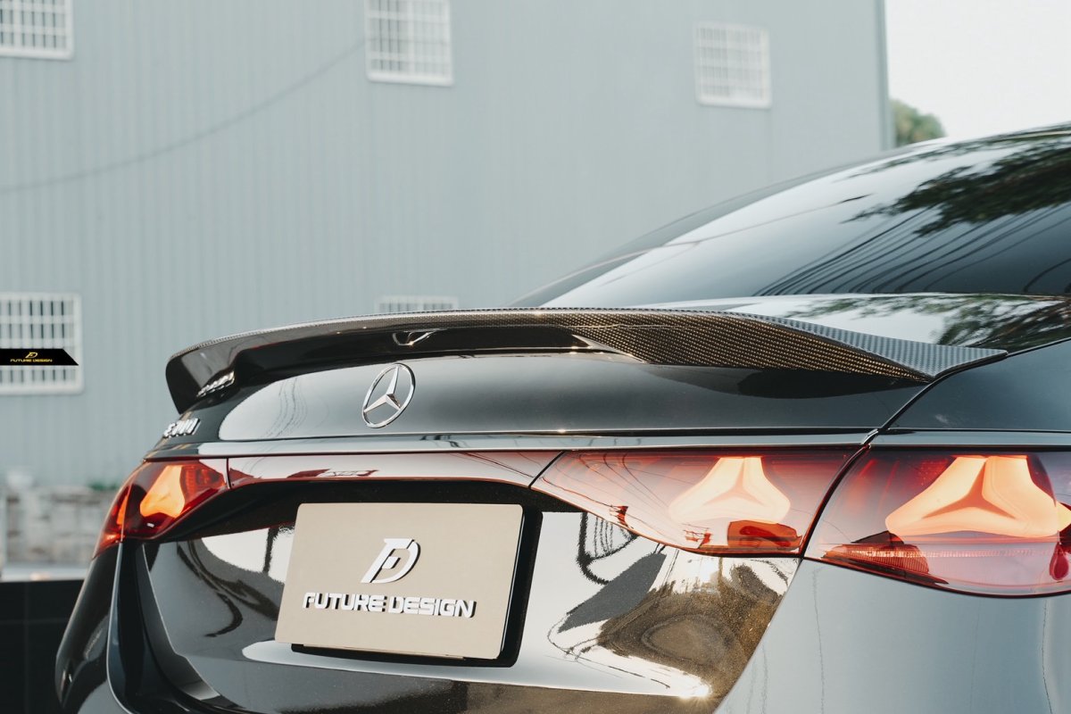 画像7: BENZ メルセデス・ベンツ E-Class W214 セダン トランク用 リアスポイラー 本物DryCarbon ドライカーボン (7)