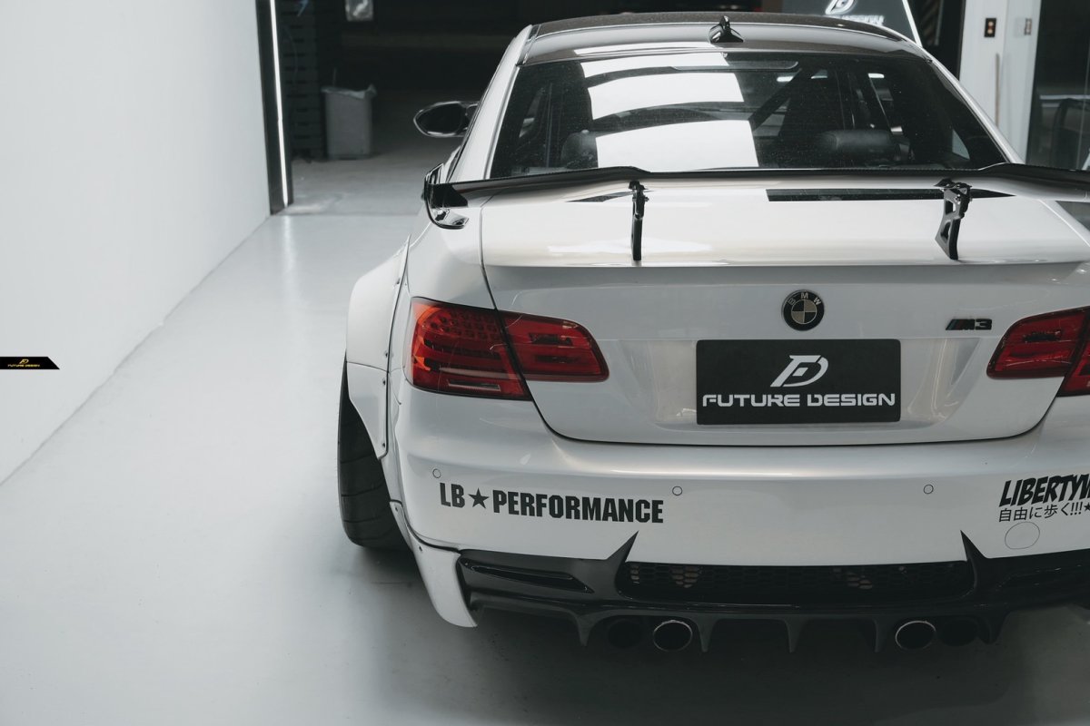 画像5: 【FD×MTC】BMW 3シリーズ E92 クーペ 用 リアウィング V1 本物DryCarbon ドライカーボン (5)