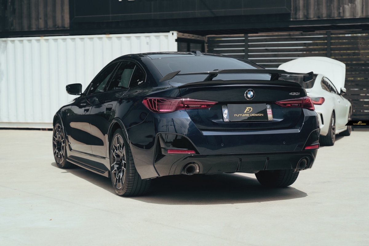 画像4: BMW 4シリーズ G26 グランクーペ Mスポーツ トランク用  リアウィング リアスポイラー 本物DryCarbon ドライカーボン (4)