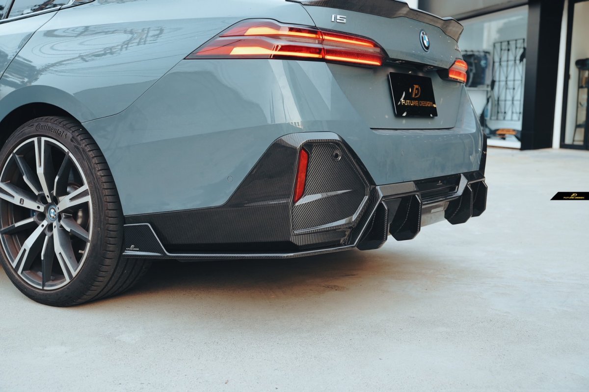 画像9: 【送料無料】BMW 5シリーズ i5 G60 Mスポーツ リアディフューザー 本物DryCarbon ドライカーボン (9)