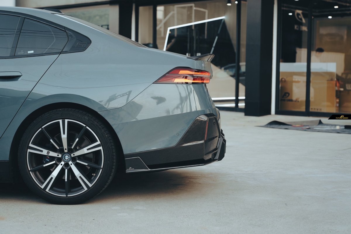 画像8: 【送料無料】BMW 5シリーズ i5 G60 Mスポーツ リアディフューザー 本物DryCarbon ドライカーボン (8)