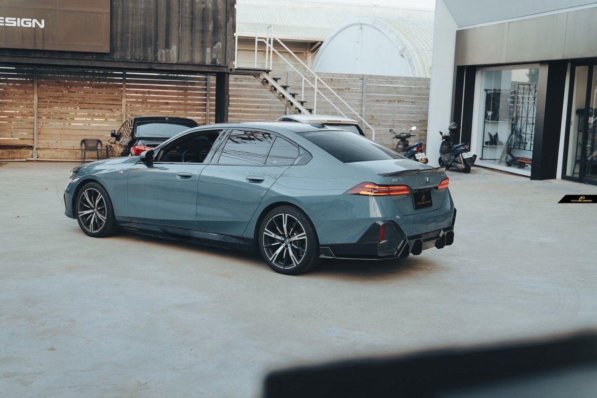 画像7: 【送料無料】BMW 5シリーズ i5 G60 Mスポーツ リアディフューザー 本物DryCarbon ドライカーボン (7)