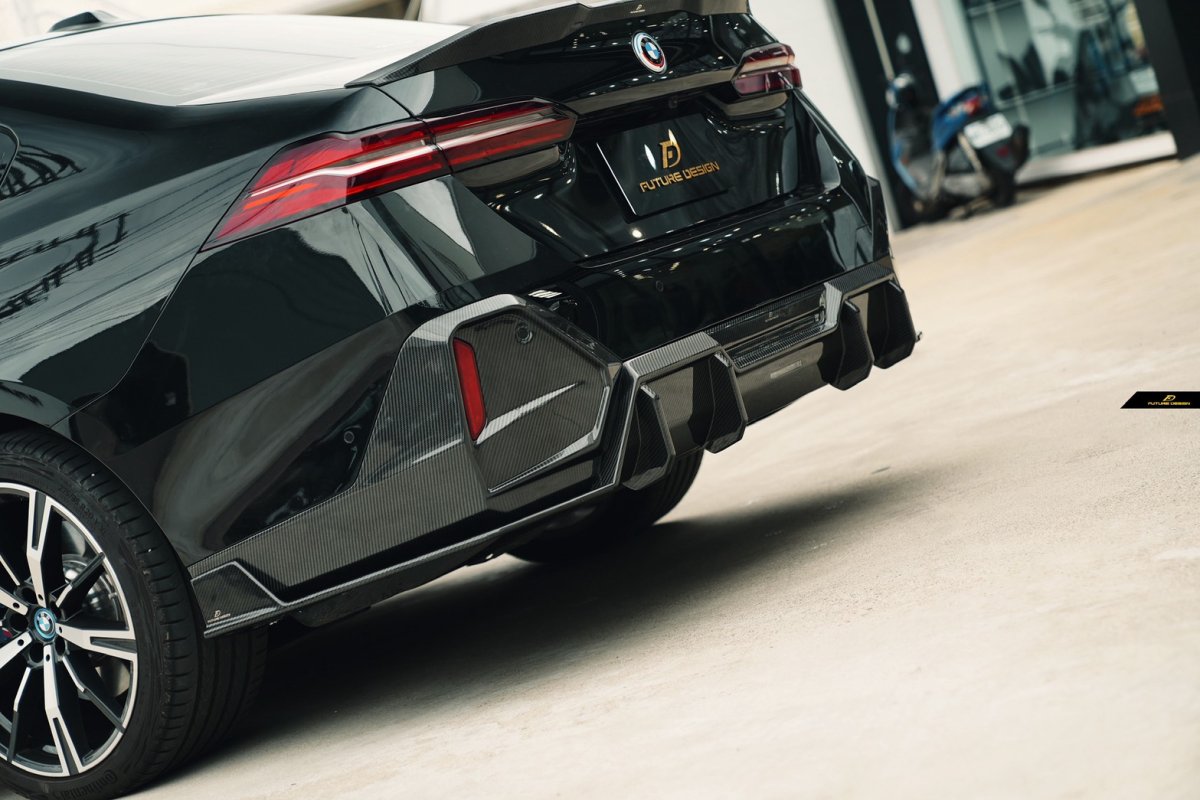 画像17: 【送料無料】BMW 5シリーズ i5 G60 Mスポーツ リアディフューザー 本物DryCarbon ドライカーボン (17)