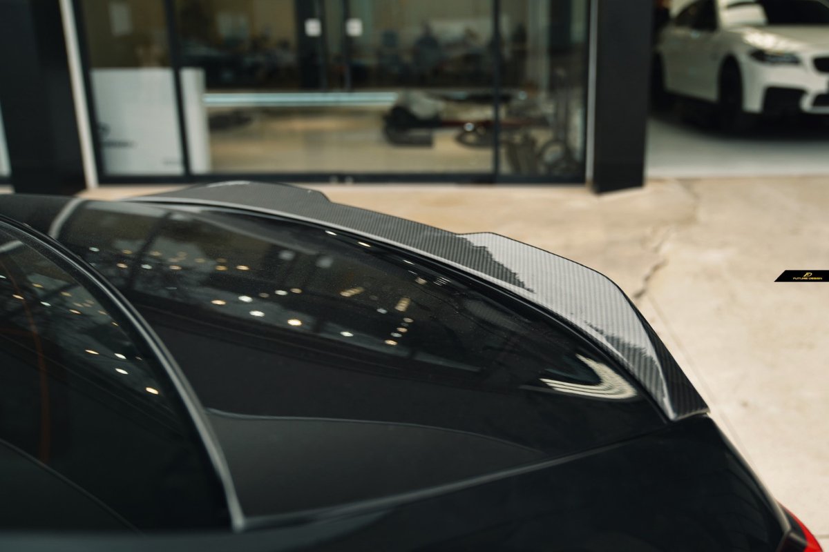 画像36: BMW 5シリーズ i5 G60 トランク用 リアスポイラー 本物DryCarbon ドライカーボン (36)