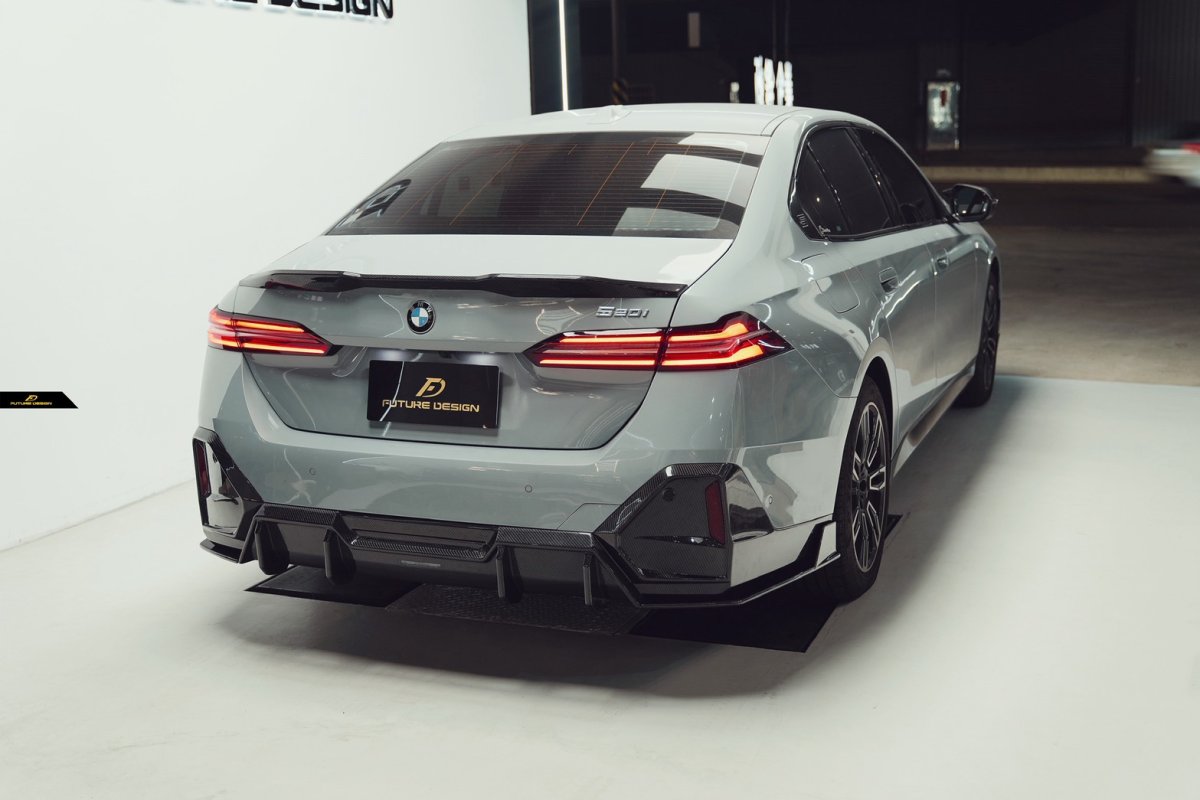 画像6: 【送料無料】BMW 5シリーズ i5 G60 Mスポーツ リアディフューザー 本物DryCarbon ドライカーボン (6)